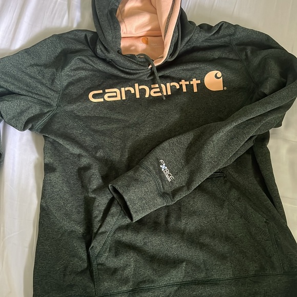 Great condition used women’s small carhartt sweatshirt - Picture 3 of 3
